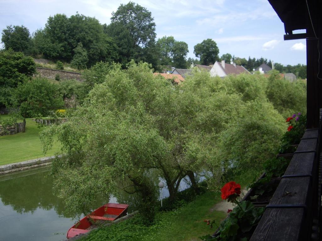 Penzion U Tkadlen Jindrichuv Hradec Luaran gambar